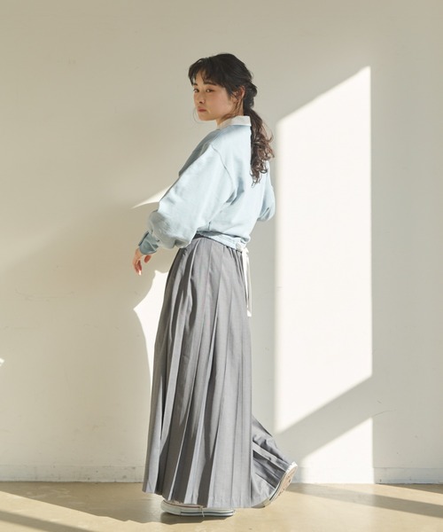 idem(イデム)の「drost ribbon short pullover/ショート丈プルオーバー(スウェット・レディース・ブルー/アイボリー/ネイビー・FREE)」の17枚目の写真