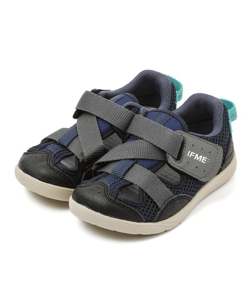 IFME（イフミー）の「KIDS｜IFME＋ハグインソールベルトウォーターシューズ（サンダル・キッズ・ネイビー/ベージュ/ブラック・17.5cm/16.0cm/16.5cm/19.0cm/18.0cm/18.5cm/15.0cm/15.5cm/17.0cm）」の3枚目の写真