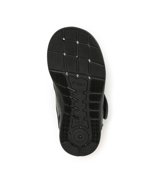 IFME（イフミー）の「KIDS｜IFME＋ハグインソールベルトウォーターシューズ（サンダル・キッズ・ネイビー/ベージュ/ブラック・17.5cm/16.0cm/16.5cm/19.0cm/18.0cm/18.5cm/15.0cm/15.5cm/17.0cm）」の19枚目の写真