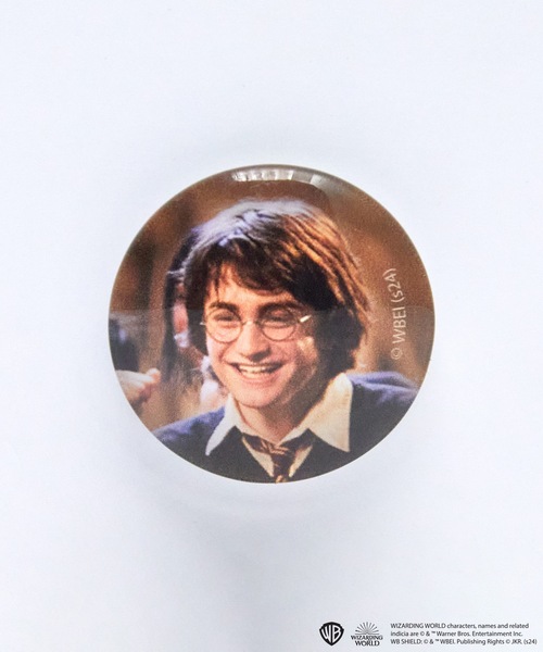 FLAPPER（フラッパー）の「FLAPPER フラッパー:HarryPotter ハリー・ポッター フィルムアートガラスピンズ（バッジ・レディース・K/D/F/E/I/C/B/H/G/J/A/L/N/M/S/O/P/Q/R/T/U・FREE）」の15枚目の写真