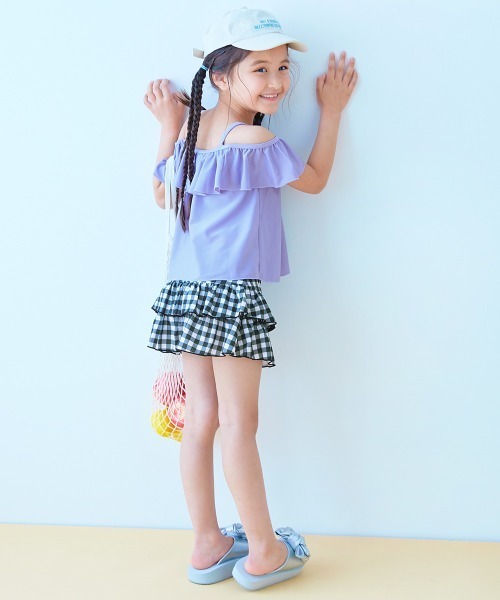 devirock(デビロック)の「UVカット 3WAYで着られる オフショルセットアップ水着(水着・キッズ・ブラック/バイオレット/パープル系その他/サックスブルー/イエロー系1/ピンク系6/イエロー系3/グレイッシュベージュ・100cm/110cm/120cm/130cm/140cm/150cm/160cm)」の22枚目の写真