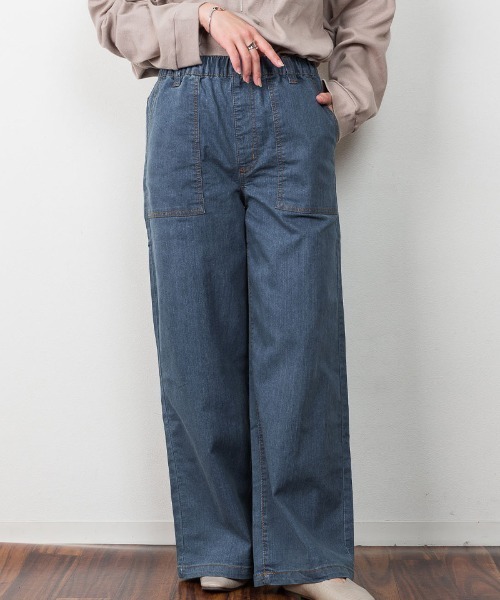 atONE（アットワン）の「atONE ウエストゴムストレッチデニムベイカーパンツ（デニムパンツ・レディース・ワンウォッシュ/ブルー/ライトインディゴブルー・4L/M/3L/L/LL）」の4枚目の写真