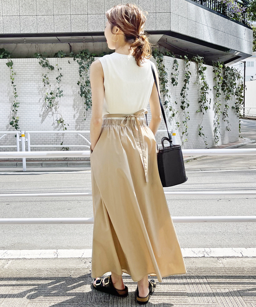 Spick & Span（スピックアンドスパン）の「タイプライターベルトギャザースカート（スカート・レディース・ベージュ/ブラック・38/36）」の21枚目の写真