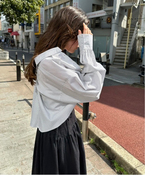 OLIVE des OLIVE（オリーブデオリーブ）の「ダブルフロントクロップドシャツ　1031040330（シャツ/ブラウス・レディース・ブルー/オフホワイト/サックスブルー/ブラック系その他・FREE）」の16枚目の写真