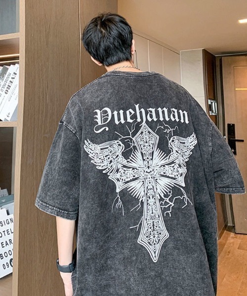 .KOM(ドットコム)の「『.KOM/ドットケーオーエム』バッククロスプリント半袖ピグメントTEE 【CN】(Tシャツ/カットソー・メンズ・ブラック・FREE)」の7枚目の写真