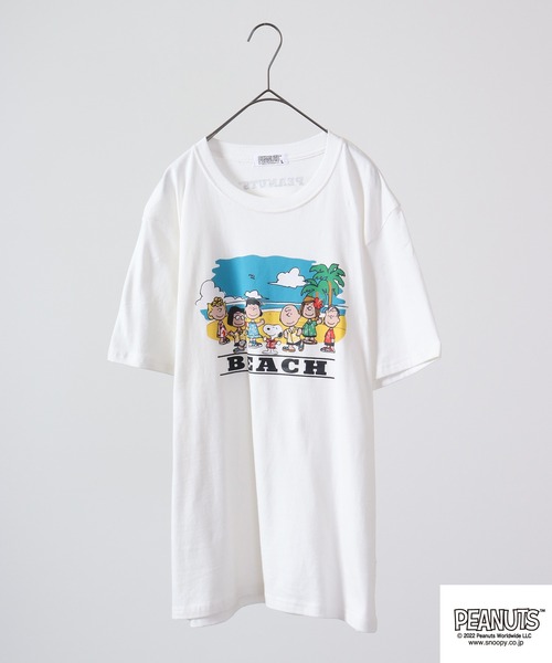 PEANUTS（ピーナッツ）の「PEANUTS スヌーピー アウトドア 半袖Tシャツ（Tシャツ/カットソー・レディース・レッド/ネイビー/ホワイト系その他2/ベージュ/ピンク/ブラック/オフホワイト/杢グレー/チャコール/ホワイト系その他・M/L/LL/S）」の4枚目の写真