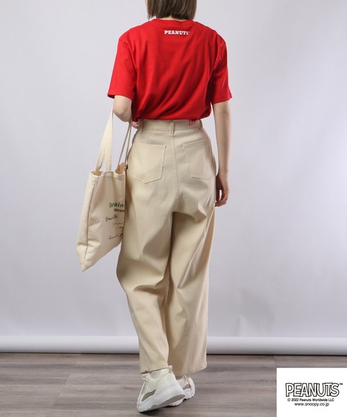 PEANUTS（ピーナッツ）の「PEANUTS スヌーピー アウトドア 半袖Tシャツ（Tシャツ/カットソー・レディース・レッド/ネイビー/ホワイト系その他2/ベージュ/ピンク/ブラック/オフホワイト/杢グレー/チャコール/ホワイト系その他・M/L/LL/S）」の21枚目の写真