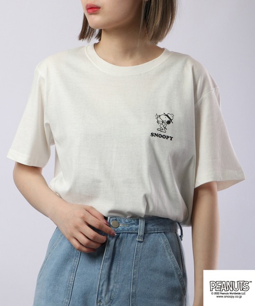 PEANUTS（ピーナッツ）の「PEANUTS スヌーピー アウトドア 半袖Tシャツ（Tシャツ/カットソー・レディース・レッド/ネイビー/ホワイト系その他2/ベージュ/ピンク/ブラック/オフホワイト/杢グレー/チャコール/ホワイト系その他・M/L/LL/S）」の22枚目の写真