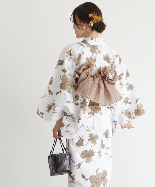 Neina（ネイナ）の「【浴衣】綿100％浴衣3点セット（浴衣＋くすみへこ帯＋下駄）〔Neina〕（浴衣・レディース・ネイビー系/グレー系/ブラウン系/ブルー系/ブルー系2・F）」の10枚目の写真