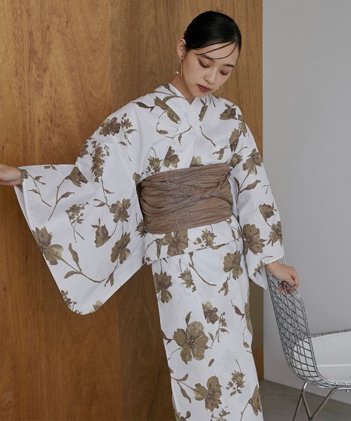 Neina（ネイナ）の「【浴衣】綿100％浴衣3点セット（浴衣＋くすみへこ帯＋下駄）〔Neina〕（浴衣・レディース・ネイビー系/グレー系/ブラウン系/ブルー系/ブルー系2・F）」の21枚目の写真