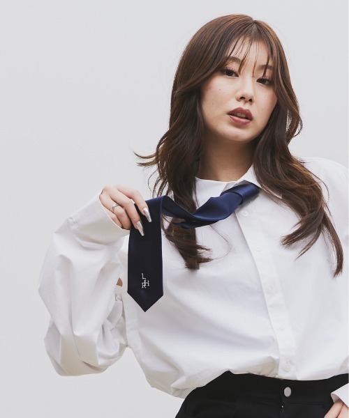 17HR（セブンティーンアワーズ）の「【ユニセックス】ロゴ刺繍ネクタイ（ネクタイ・レディース・ブラック/ブルー・FREE）」の14枚目の写真