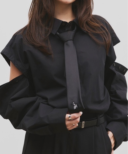 17HR（セブンティーンアワーズ）の「【ユニセックス】ロゴ刺繍ネクタイ（ネクタイ・レディース・ブラック/ブルー・FREE）」の6枚目の写真