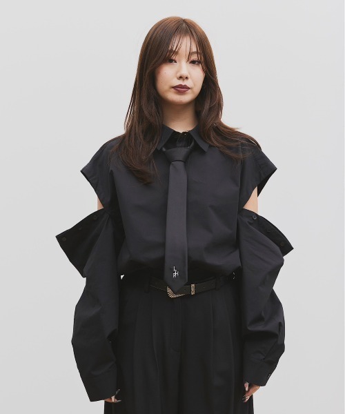 17HR（セブンティーンアワーズ）の「【ユニセックス】ロゴ刺繍ネクタイ（ネクタイ・レディース・ブラック/ブルー・FREE）」の3枚目の写真