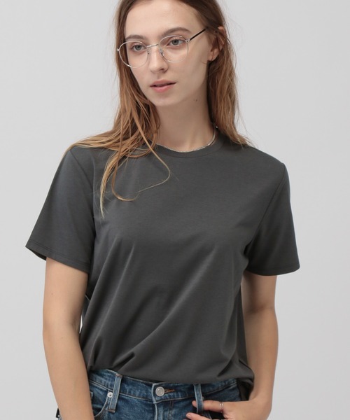 saloon（サルーン）の「SALOON(サルーン)/ベーシック半袖Tシャツ（Tシャツ/カットソー・レディース・ホワイト/ブラック/グリーン/ブルー/カーキ/ローズ/オレンジ/チャコールグレー/テラコッタ/ネイビー/ピンク・FREE）」の4枚目の写真