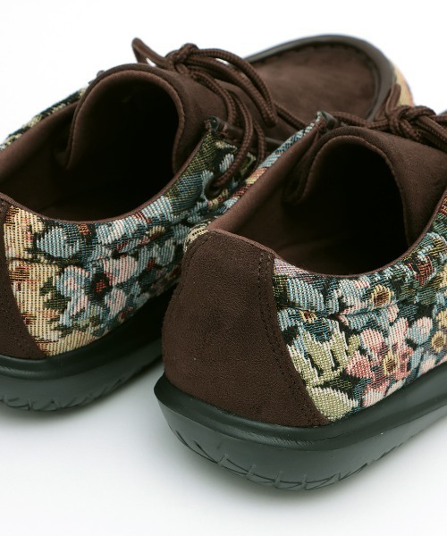チチカカ（チチカカ）の「クラシカルモカシンシューズ（モカシン/デッキシューズ・レディース・ブラウン/ベージュ・LARGE/MEDIUM）」の14枚目の写真