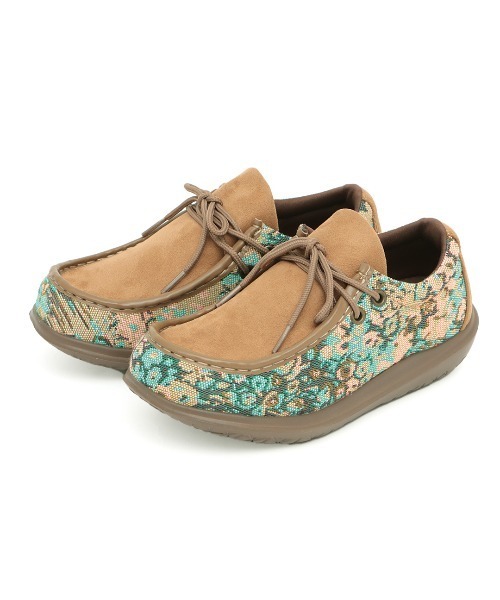 チチカカ（チチカカ）の「クラシカルモカシンシューズ（モカシン/デッキシューズ・レディース・ブラウン/ベージュ・LARGE/MEDIUM）」の9枚目の写真