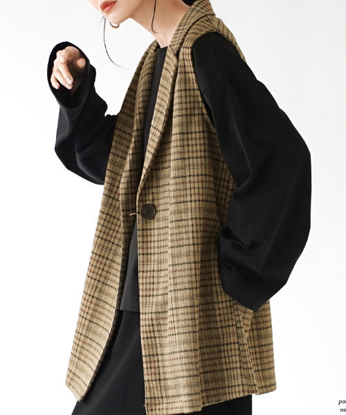 apartment department（アパートメントデパートメント）の「テーラーロングジレ（ベスト・レディース・ベージュ・M）」の4枚目の写真