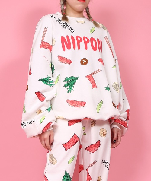 PUNYUS（プニュズ）の「NIPPON総柄スウェット(すき焼き・縁起物