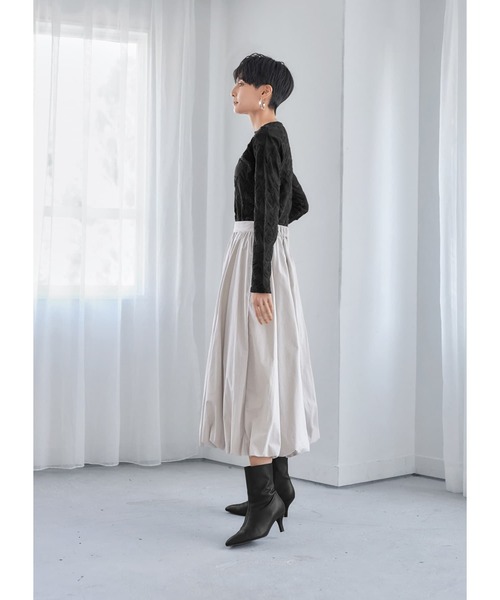 STYLE DELI(スタイルデリ)の「サークル柄シワ加工シアートップス(Tシャツ/カットソー・レディース・ブラック/アイボリー・S-M/M-L)」の17枚目の写真