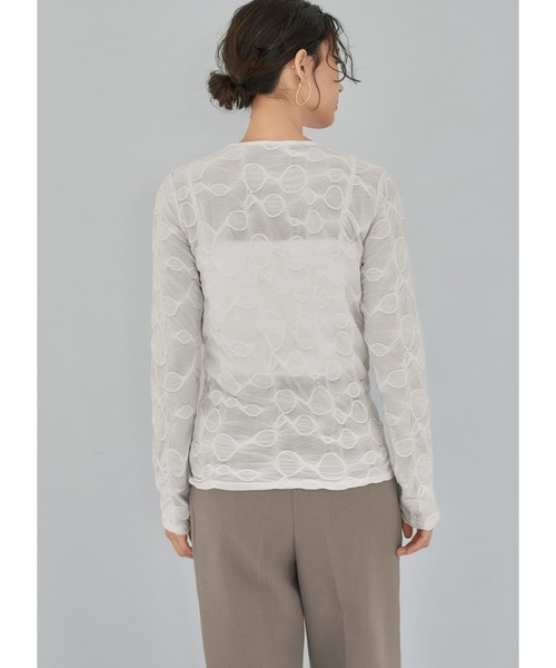 STYLE DELI(スタイルデリ)の「サークル柄シワ加工シアートップス(Tシャツ/カットソー・レディース・ブラック/アイボリー・S-M/M-L)」の6枚目の写真
