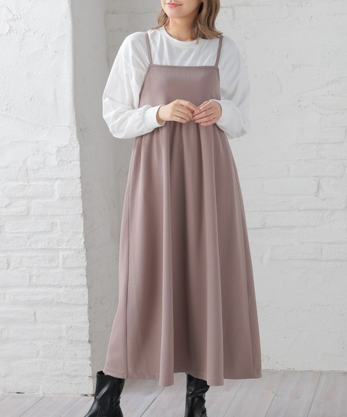 Honeys(ハニーズ)の「キャミワンピース(ワンピース・レディース・モカ/ブラック/グレイッシュベージュ・M/LL/L/S/3L)」の11枚目の写真