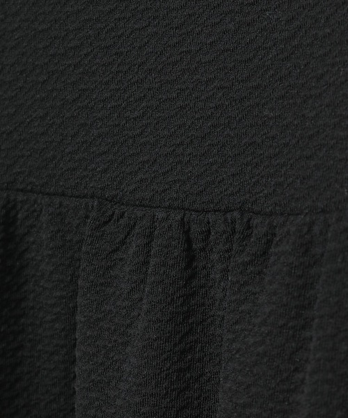 Honeys(ハニーズ)の「キャミワンピース(ワンピース・レディース・モカ/ブラック/グレイッシュベージュ・M/LL/L/S/3L)」の13枚目の写真