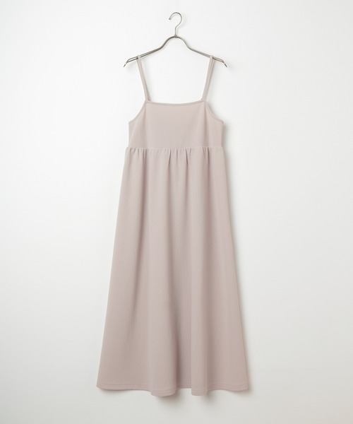 Honeys(ハニーズ)の「キャミワンピース(ワンピース・レディース・モカ/ブラック/グレイッシュベージュ・M/LL/L/S/3L)」の14枚目の写真