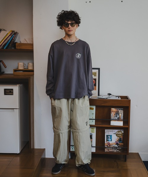 kaoyorinakami(カオヨリナカミ)の「punch circle long tee / パンチサークルロンT(Tシャツ/カットソー・メンズ・チャコールグレー/ブラック/オフホワイト・MEDIUM/X-SMALL/X-LARGE/LARGE/SMALL)」の5枚目の写真