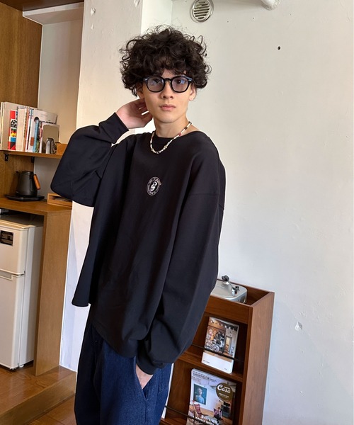 kaoyorinakami(カオヨリナカミ)の「punch circle long tee / パンチサークルロンT(Tシャツ/カットソー・メンズ・チャコールグレー/ブラック/オフホワイト・MEDIUM/X-SMALL/X-LARGE/LARGE/SMALL)」の17枚目の写真