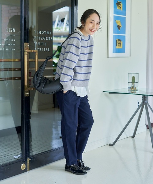 studio CLIP（スタディオクリップ）の「【みんなのリクエストパンツ】柔らかストレッチテーパードパンツ[プチ・プラスサイズあり]（その他パンツ・レディース・ブラック/ライトグレー/オフホワイト/カーキ/イエロー/ネイビー/オレンジ/モカ・LARGE/XXX-LARGE/MEDIUM/PF/SMALL/X-LARGE/XX-LARGE）」の16枚目の写真