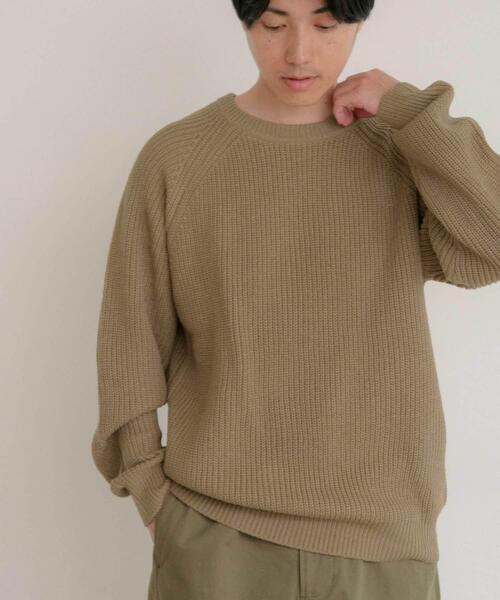 ITEMS URBANRESEARCH（アイテムズ アーバンリサーチ）の「マシンウォッシャブル 片畦クルーネックニット（ニット/セーター・メンズ・キャメル/ブラック/グリーン/ブルー/アイボリー・LARGE/MEDIUM）」の8枚目の写真