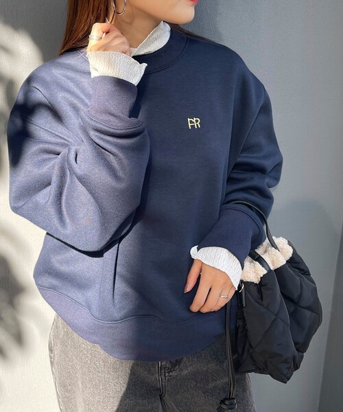 fredy emue（フレディエミュ）の「FR刺繍 起毛スウェット（スウェット・レディース・ライトグレー/グレー/ネイビー/ベビーピンク/サックスブルー・38）」の12枚目の写真