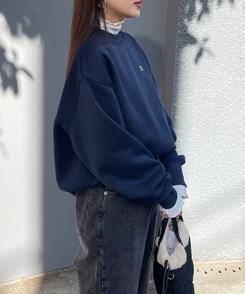 fredy emue（フレディエミュ）の「FR刺繍 起毛スウェット（スウェット・レディース・ライトグレー/グレー/ネイビー/ベビーピンク/サックスブルー・38）」の18枚目の写真