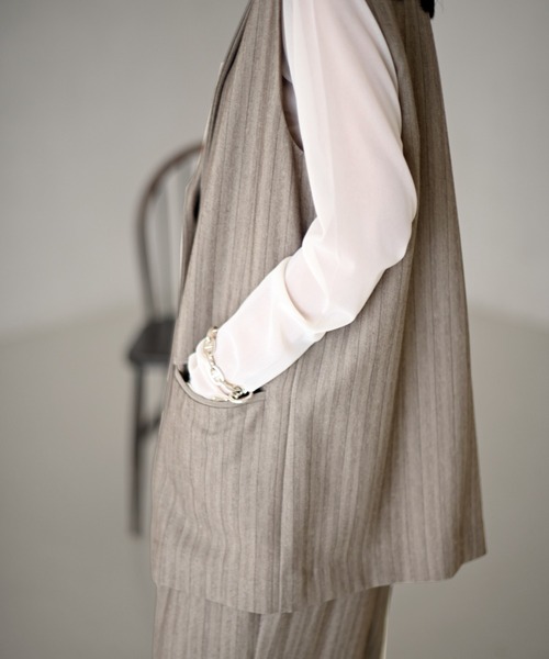 Marient(マリエント)の「ピンストライプスリーブレスJK/ジャケット(テーラードジャケット・レディース・チャコール/ベージュ・FREE)」の5枚目の写真