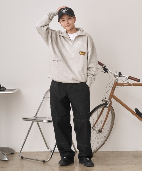 kaoyorinakami(カオヨリナカミ)の「tag logo halfzip sweat / タグロゴハーフジップスウェット(スウェット・メンズ・グレー/ベージュ/ブルー・X-LARGE/LARGE/SMALL/MEDIUM/X-SMALL)」の4枚目の写真