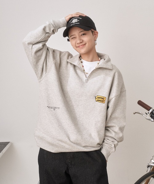 tag logo halfzip sweat / タグロゴハーフジップスウェット