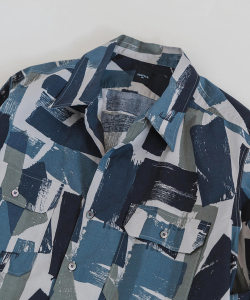 EDIFICE（エディフィス）の「ペイントパターン アーミーシャツ（その他アウター・メンズ・カーキ/ネイビー・MEDIUM/LARGE）」の17枚目の写真