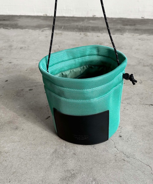 SPRUCE（スプルース）の「EM:SPRUCE マレ巾着ショルダー 軽量（ショルダーバッグ・レディース・ブラック/グリーン/ラベンダー・FREE）」の12枚目の写真