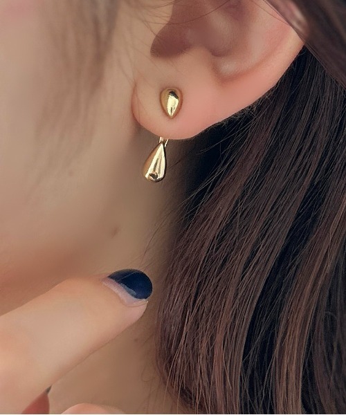 apres jour mignon（アプレジュールミニョン）の「【apresjour mignon×ARIAZ】ドロップモチーフピアス（ピアス（両耳用）・レディース・シルバー/ゴールド・ONESIZE）」の2枚目の写真