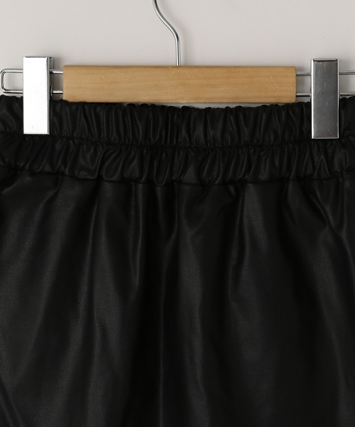 LOWRYS FARM(ローリーズファーム)の「フェイクレザータイトミニスカート 107773(スカート・キッズ・ブラック・160cm/150cm)」の13枚目の写真