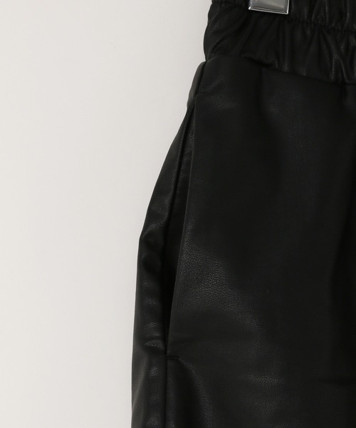 LOWRYS FARM(ローリーズファーム)の「フェイクレザータイトミニスカート 107773(スカート・キッズ・ブラック・160cm/150cm)」の17枚目の写真