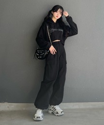 STRAY SHEEP（ストレイシープ）の「【STRAY SHEEP/ストレイシープ】ブレイクロゴクロップド丈パーカー/ショート丈フーディー（パーカー）」