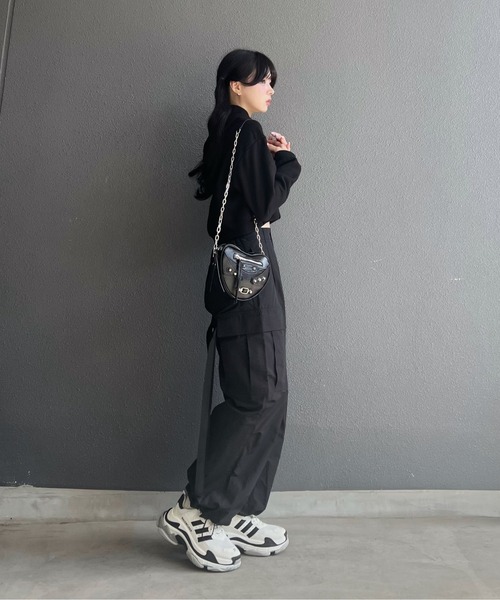 STRAY SHEEP（ストレイシープ）の「【STRAY SHEEP/ストレイシープ】ブレイクロゴクロップド丈パーカー/ショート丈フーディー（パーカー・レディース・ホワイト/ブラック・FREE）」の10枚目の写真