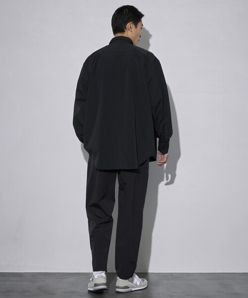 Firsthand（ファーストハンド）の「Firsthand/ファーストハンド REポリエステル ユーティリティ ロングスリーブシャツ（シャツ/ブラウス・メンズ・ブラック/チャコールグレー・MEDIUM/LARGE）」の10枚目の写真