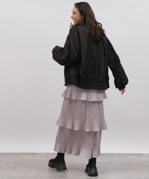 LAKOLE（ラコレ）の「ケシプリーツティアードスカート / 108668（スカート・レディース・ブラック/グレー/アイボリー/ブラウン・MEDIUM/SMALL）」の11枚目の写真