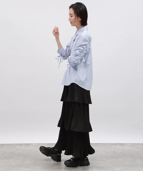 LAKOLE（ラコレ）の「ケシプリーツティアードスカート / 108668（スカート・レディース・ブラック/グレー/アイボリー/ブラウン・MEDIUM/SMALL）」の6枚目の写真