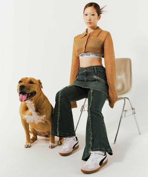 atmos pink（アトモスピンク）の「atmos pink フリンジ デニム フレアパンツ（デニムパンツ・レディース・ライトブルー/ブルー・M/S）」の4枚目の写真