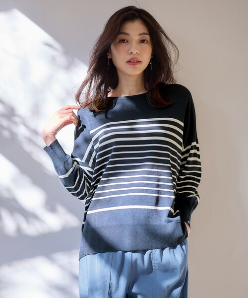 ANY(エニィ)の「ゆるチュニックニット(ニット/セーター・レディース・サックスブルー系/ネイビー系1/アイボリー系1/グリーン系・F)」の10枚目の写真