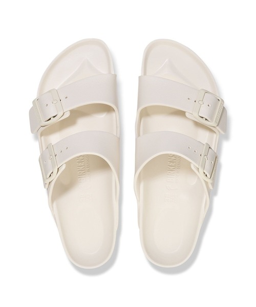 BIRKENSTOCK(ビルケンシュトック)の「【公式】ビルケンシュトック Arizona EVA/アリゾナ EVA(サンダル・メンズ・オフホワイト・30cm【レギュラー幅】/28cm【レギュラー幅】/28.5cm【レギュラー幅】/29cm【レギュラー幅】/26.5cm【レギュラー幅】/27cm【レギュラー幅】/24.5cm【ナロー幅】/24cm【ナロー幅】/26cm【ナロー幅】/25cm【ナロー幅】/23cm【ナロー幅】)」の7枚目の写真