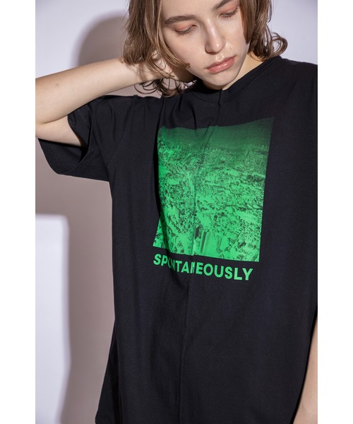 OSMOSIS（オズモーシス）の「ピンタックプリントTシャツ（Tシャツ/カットソー・レディース・ホワイト/ブラック/ライトベージュ・ONE SIZE）」の9枚目の写真